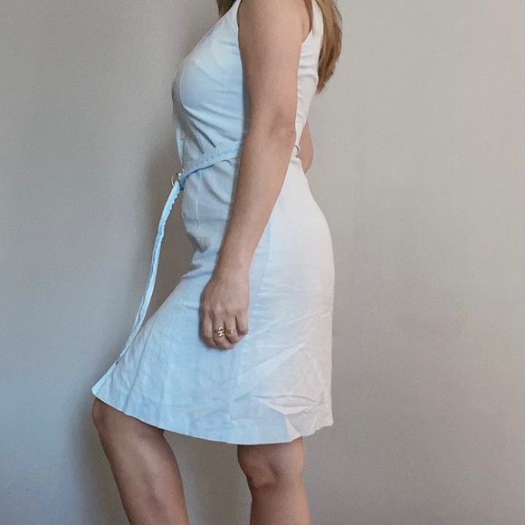 Elegant dress - Picture 2 of 3